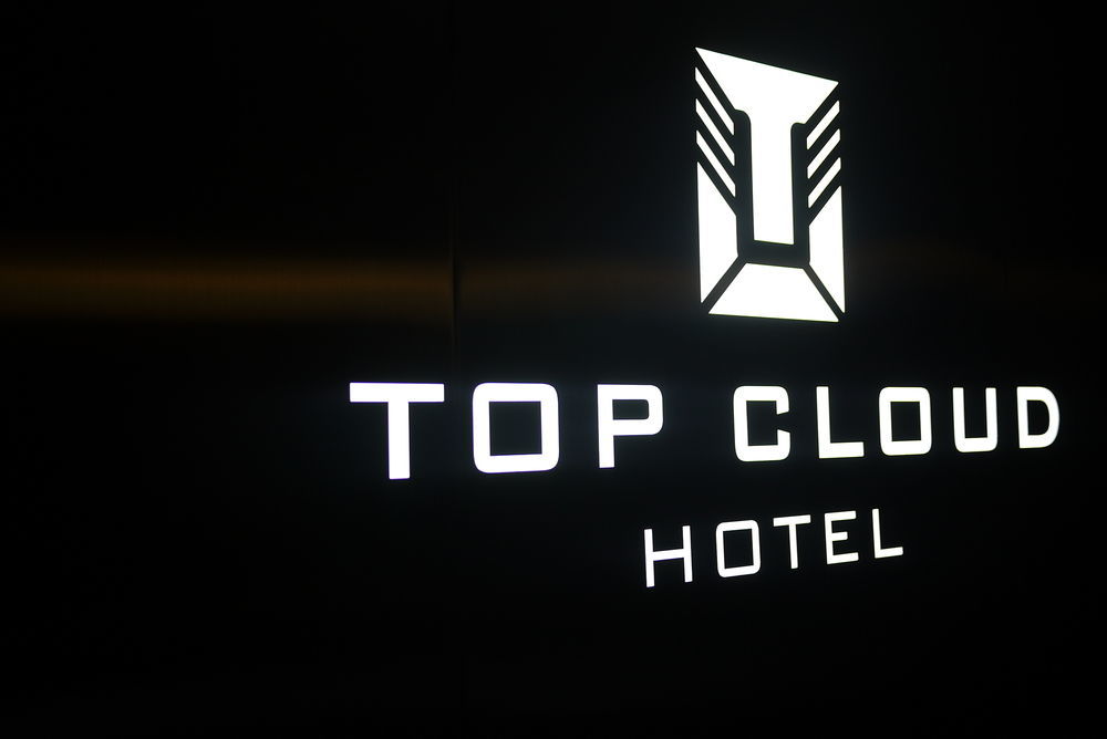 Suwon Top Cloud Hotel Bagian luar foto